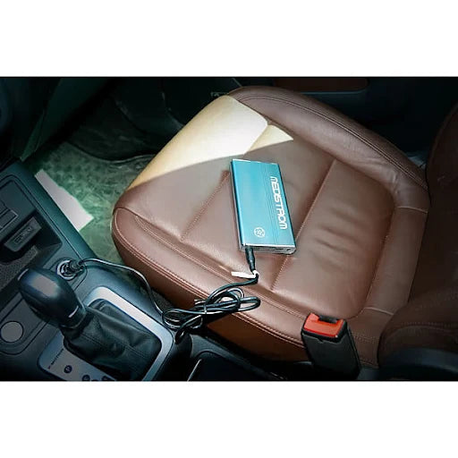 Medistrom Car charger for Pilot 12 or 24 V Lite batteries